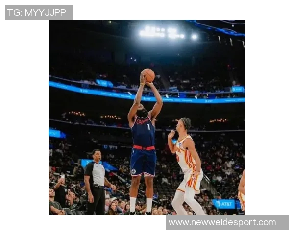 哈登状态起伏不定昨日三分十中今日八投全失全场仅得19分6助攻