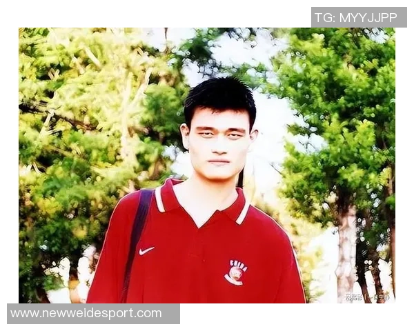 白巧克力谈中锋排名：姚明排魔兽之前仅奥尼尔能超越魔兽