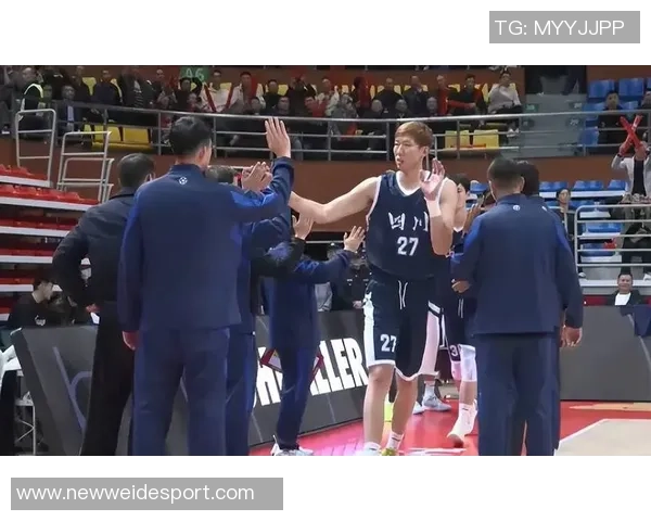 全运男篮热身赛精彩上演辽宁四川北京山东集结周琦与胡金秋争锋